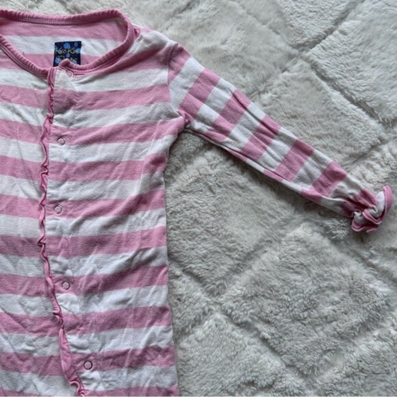 Kickee Pants | "Lotus Stripe" Classic Ruffle Coverall with Snaps | Size 12-18M - Picture 5 of 10